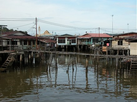 The contrast within the modren Capital, the old water village