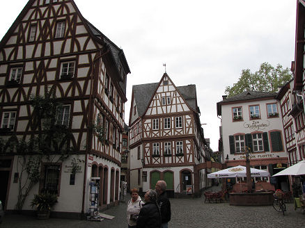 Wandering the streets of Mainz with Werner and Erika