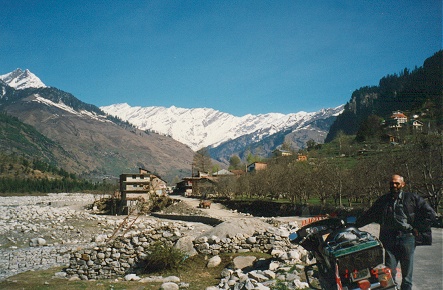 Roadside in the Indian Himalayas