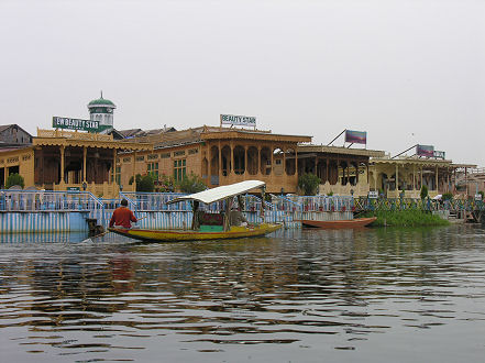 House boats lined up like motorhomes on Dal Lake, Srinagar