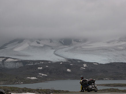 Glacier winds its way down towards the road