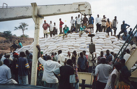 Loading bags of grain for Burundi
