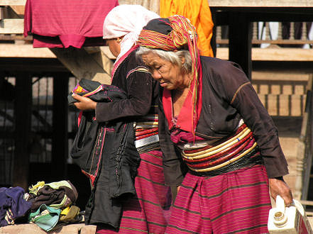 Waist bands of the Poloung people