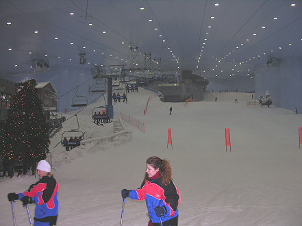 Indoor ski field in Dubai