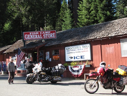 Coffee
          with Ben on our way to Yosemite National Park