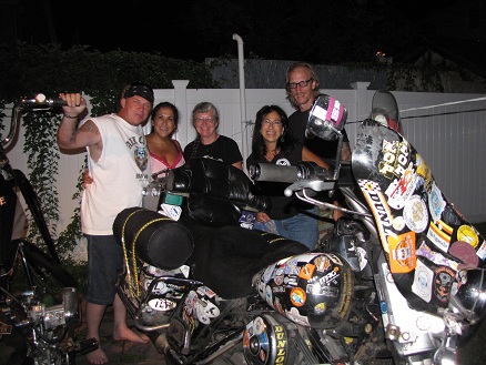 Left to right, Freddie, Nathia, Kay, Phyllis and
          Steve, in Freddie's back yard after dinner