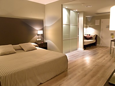 Hotel HG La Molina large bedroom Hotel HG La Molina large bedroom