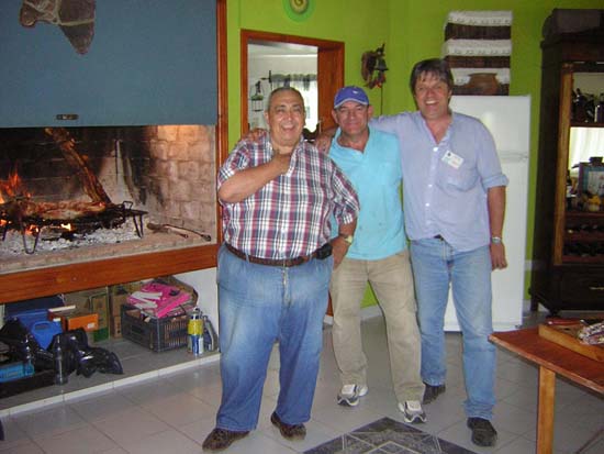 Oscar Sosa and Jorge thank you very much for the asado - Oscar on the right.