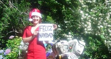 Feliz Navidad from Lois Pryce, in Chile, and all the rest of us at Horizons Unlimited!