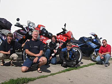 HU members gathering: Bin and Pat with Super tenere, Jo and rEkiny from Poland with Tenere and Oliver from Romania with Aprilia 1000.