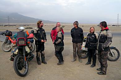 Swiss and English bikers going south to Tierra del Fuego.