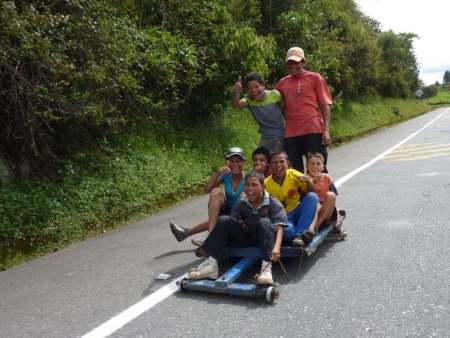 Trolley jack in Colombia.