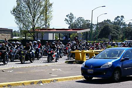 Bikers heading into Mexico City.