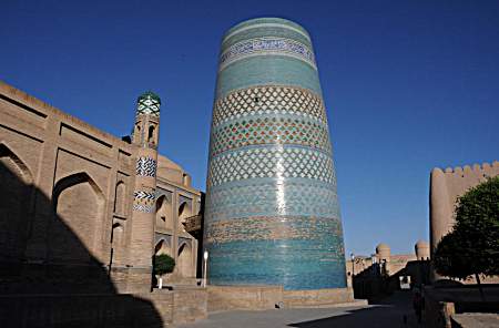 It is said, that if it would have been completed, the Kaltaq Minar would have been the largest minaret in Central Asia.