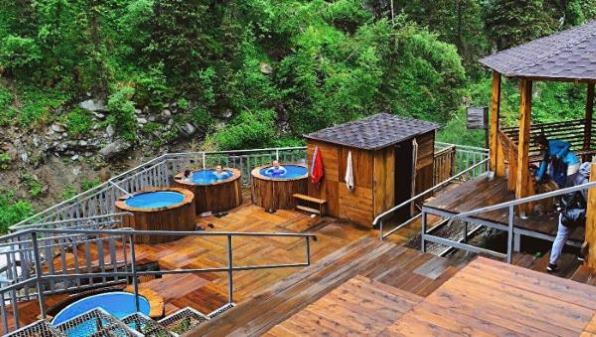 Hot springs in Alma Arasan gorge