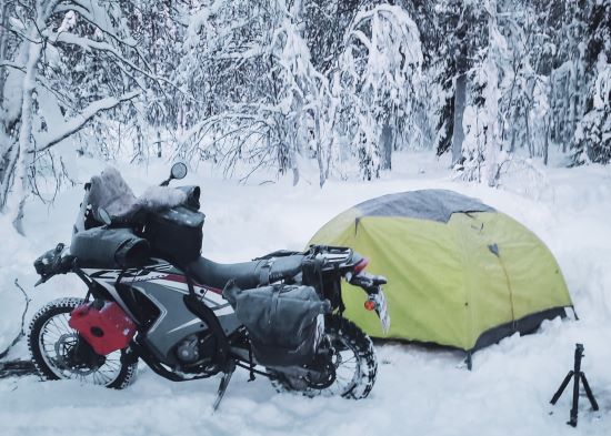 Jonas Autenrieth, Winter camping with motorcycle