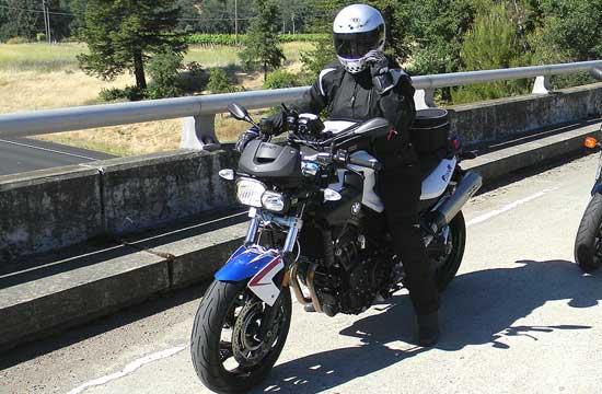 Kathy on her BMW F800R.