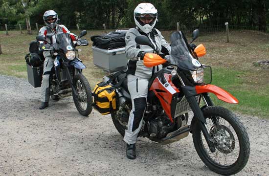 Lyn Williams and Alan Curtis ready to ride.