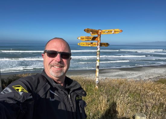 Mark Donham, Road signs in New Zealand.