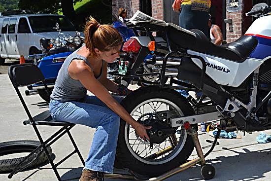 Azure O'Neill fixing bike.