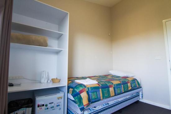 Jindabyne Sport & Rec Centre - Student Lodge bedroom.