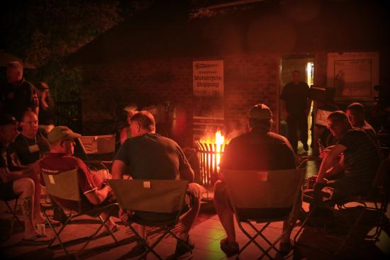HU South Africa 2016 - Fireside discussions at Elgro River.