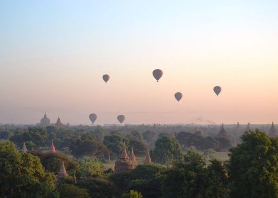 Heike Fania, hot air balloons.