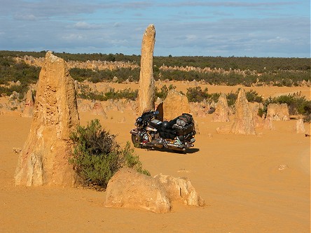 Riding through the Pinnacles, limestone and sand formations