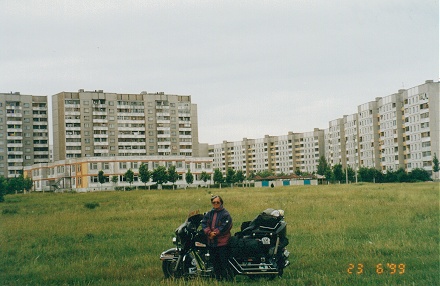 Communist era architecture, concrete on concrete