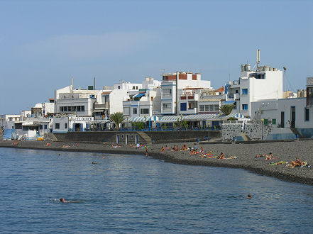 Pebble beach at the small fishing village of Puerto de las Nieves