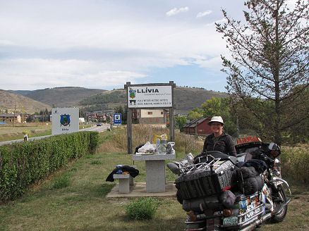 Picnicking at the Spanish enclave of Llivia