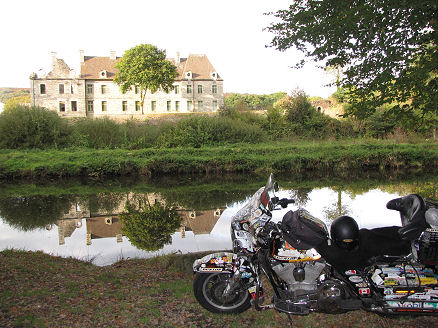 Bon Repos Abbey on a still afternoon