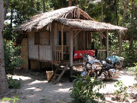 Our grass and bamboo hut next to the beach for the night