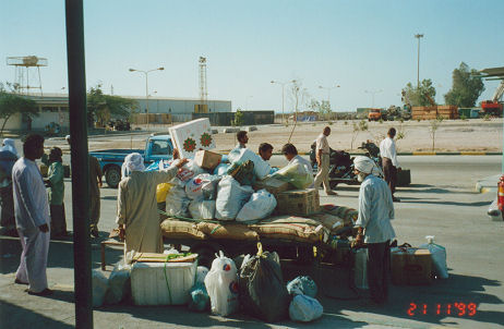 People returning from and going to the UAE to work