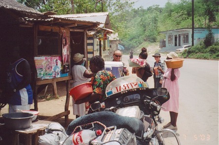 Jimbo hassled by shrimp sellers