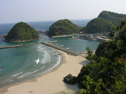 A view of the magnificent small fishing village lined coast of Northern Honshu