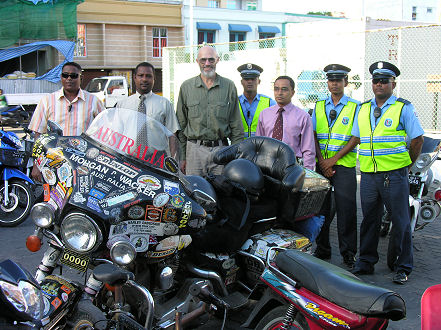 Photos with the organisers of the ride
