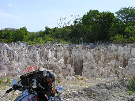 Still mining phosphate between eroded coral pinnacles