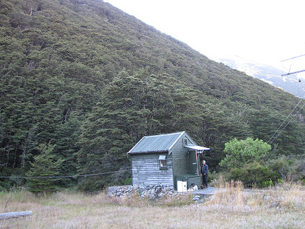 Nigel and Lee's hut, Arthur's Pass