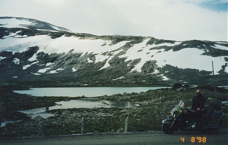 Lakes and snowy mountains along this scenic ride
