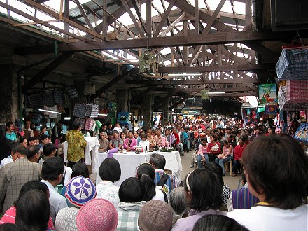 Church service inside the Bagio markets