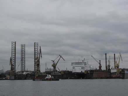 Shipyards of Gdansk a little less lively than in Soviet times