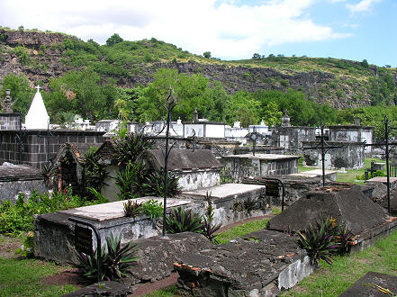 Cemetery where the famous pirate La Buse was hung and buried