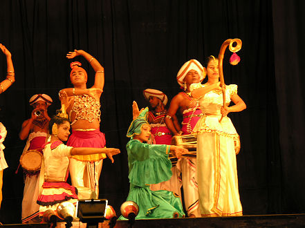 Cultural show, Kandy