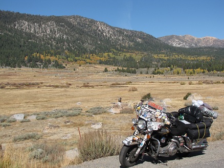 More fall colours as we ride the Sierra Nevada
          mountains