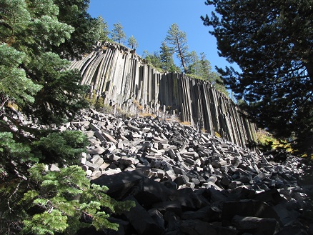 Devils
          Postpile basalt columns near Mammoth Lakes