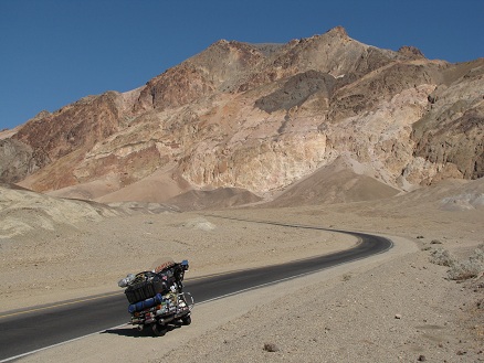 Colours
          along Artists Drive, Death Valley