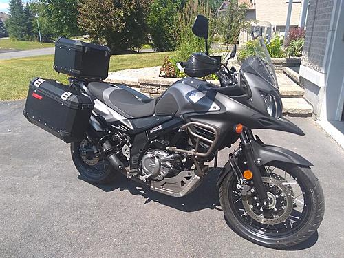 For sale, Quebec, Canada: Suzuki V-Strom DL650 2015-2-vue-avant-droite.jpg