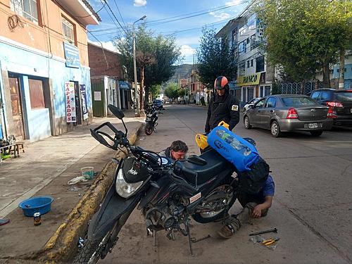 2021 Atk Ttr 200.. 2 bikes for sale in Copacabana Bolivia-img_20200309_162149061_hdr.jpg