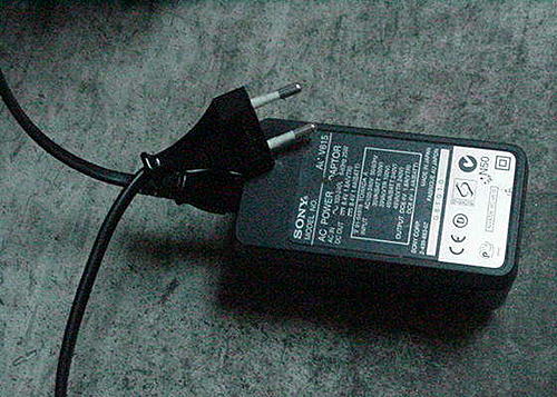 how to have 230v outlet housing from 12v battery-mvc-014s.jpg